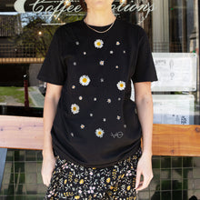 Charger l&#39;image dans la galerie, T-shirt végétalien marguerites (unisexe)