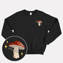 Charger l&#39;image dans la galerie, Sweat-shirt végétalien aux champignons de la forêt sombre (unisexe)