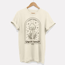 Charger l&#39;image dans la galerie, T-shirt de sorcière de la Terre (unisexe)