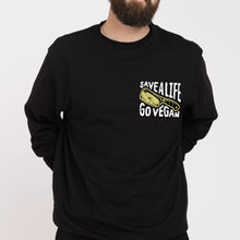 Laden Sie das Bild in den Galerie-Viewer, Save A Life, Go Vegan Sweatshirt (Unisex)