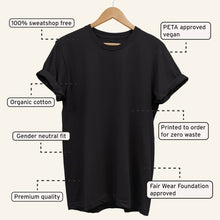 Charger l&#39;image dans la galerie, Les produits laitiers font peur T-Shirt (Unisexe)