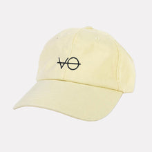 Laden Sie das Bild in den Galerie-Viewer, Bestickte VO Dad Cap (Unisex)