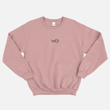 Laden Sie das Bild in den Galerie-Viewer, VO Besticktes ethisches veganes Sweatshirt (Unisex)