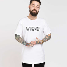 Laden Sie das Bild in den Galerie-Viewer, Rette ein Leben, werde vegan T-Shirt (Unisex)